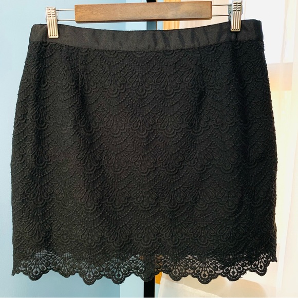 J. Crew Black Scallop Lace Mini Skirt - Picture 3 of 7